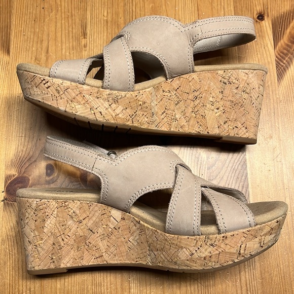 Clark’s wedges - Picture 2 of 4